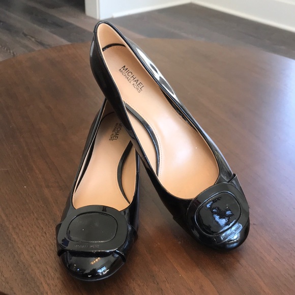 NWOT Michael Kors Patton leather with block heel - Picture 2 of 6